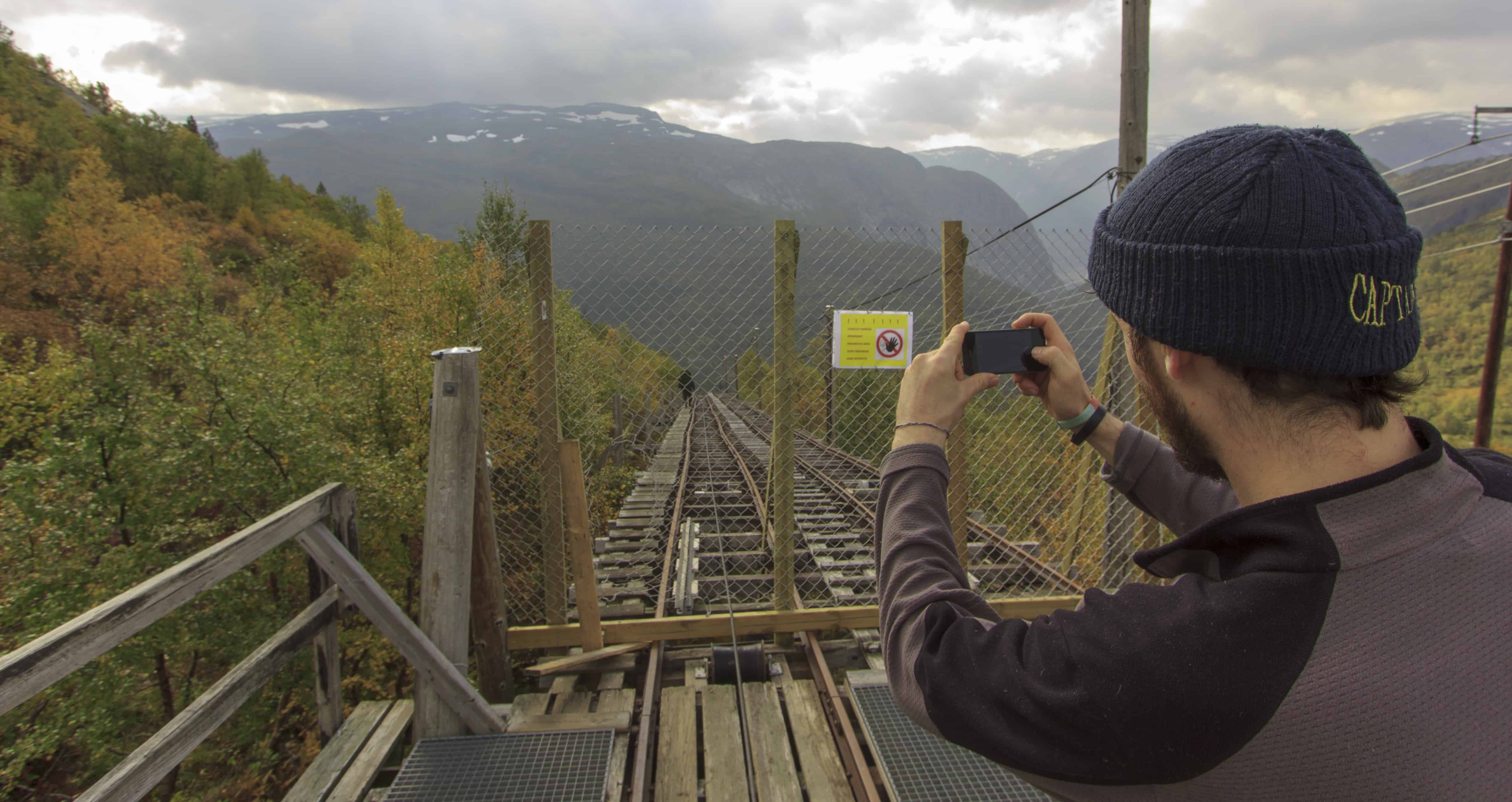 Top of the rail cart track